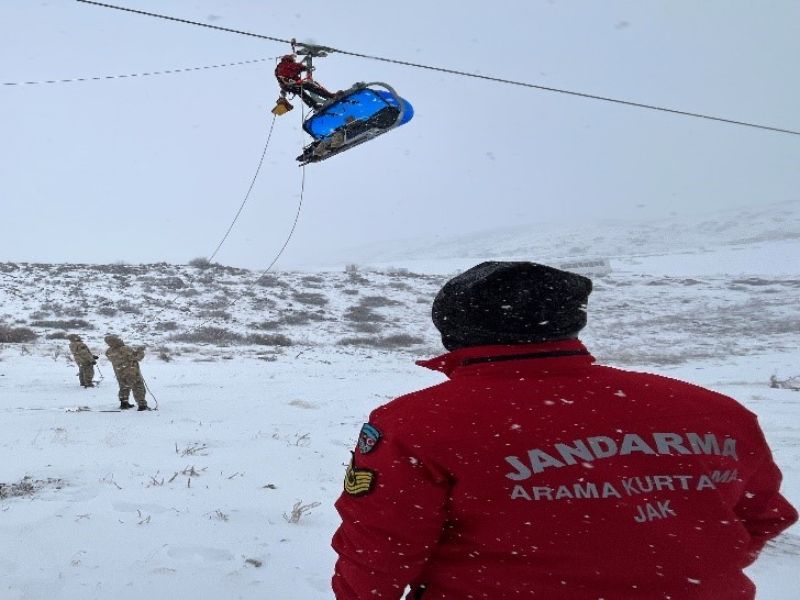 Jandarma Arama Kurtarma (JAK) Timi Denizli Kayak Merkezi'nde Eğitimler Verdi