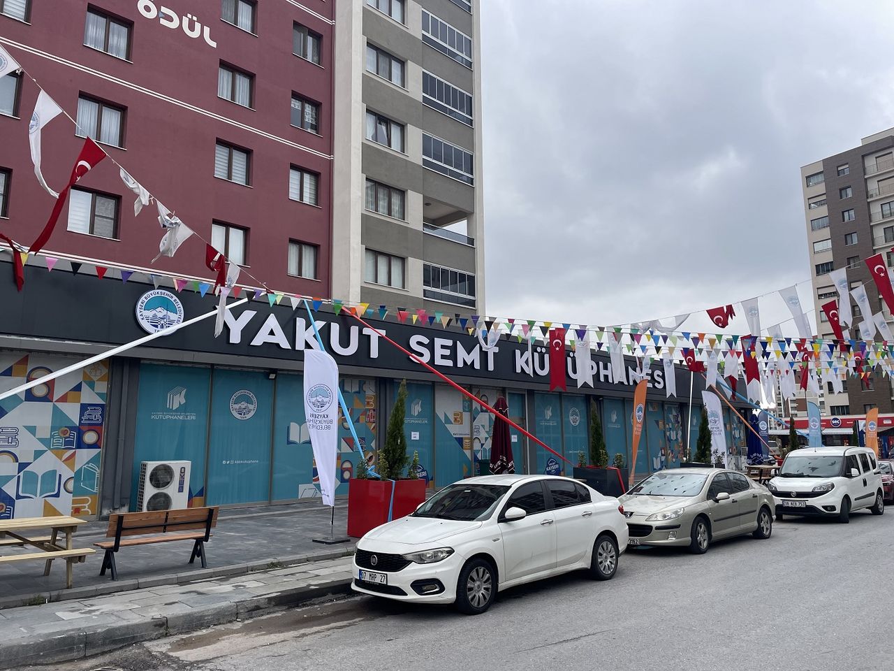 Kayseri'ye Yakut Semt Kütüphanesi ile yeni bir eğitim merkezi kazandırıldı.