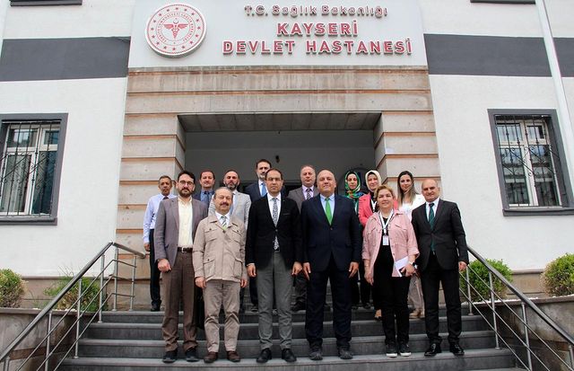 İl Sağlık Müdürü Dr. Mehmet Erşan Devlet Hastanesi'ni Ziyaret Etti