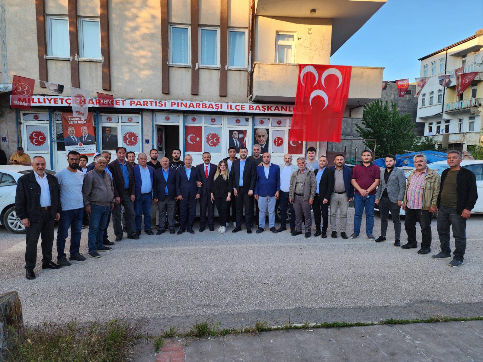 MHP Kayseri Milletvekili Baki Ersoy, Pınarbaşı İlçe Teşkilatı'nı Ziyaret Etti