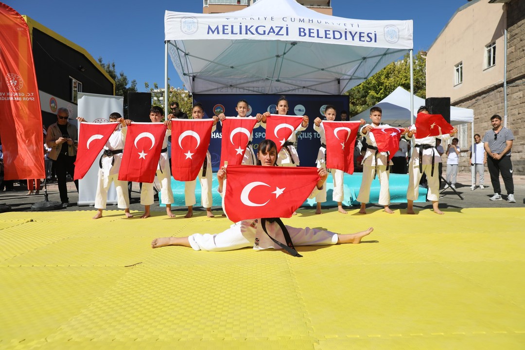 Kayseri'de Gençlik ve Spor Alanında Önemli Gelişmeler