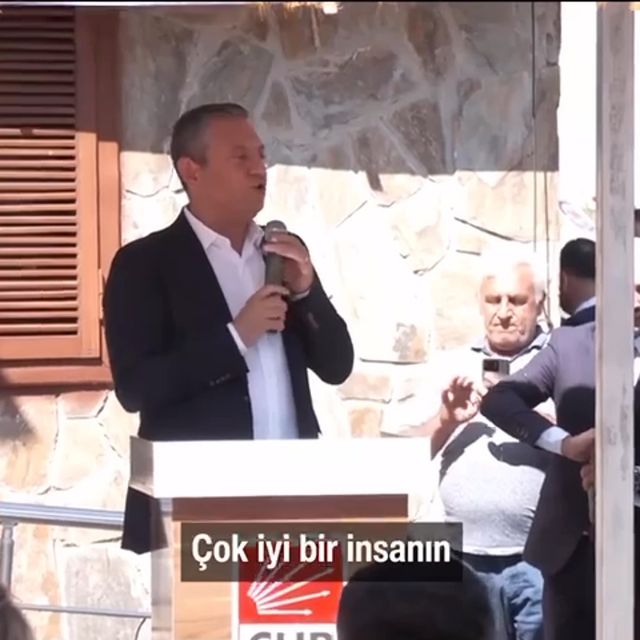 CHP Genel Başkanı Özgür Özel, Çukurova'da Pamuk Üreticilerine Destek Sözü Verdi