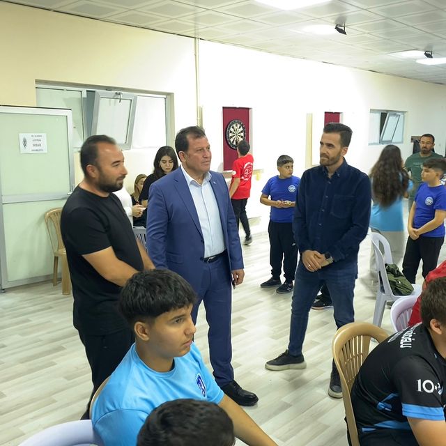 Gençlik ve Spor İl Müdürü Ali İhsan Kabakcı, Ferdi Sporlar Çok Amaçlı Spor Salonu'nu Ziyaret Etti