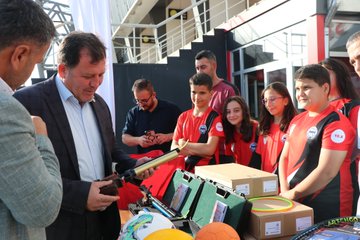 Gençlik ve Spor İl Müdürü Ali İhsan Kabakcı, Sporculara Ekipman Dağıtım Törenine Katıldı