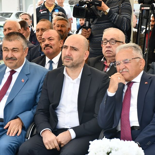 Kayseri Kırmızı Et Üreticileri Birliği'nin Yeni Hizmet Binası Açıldı